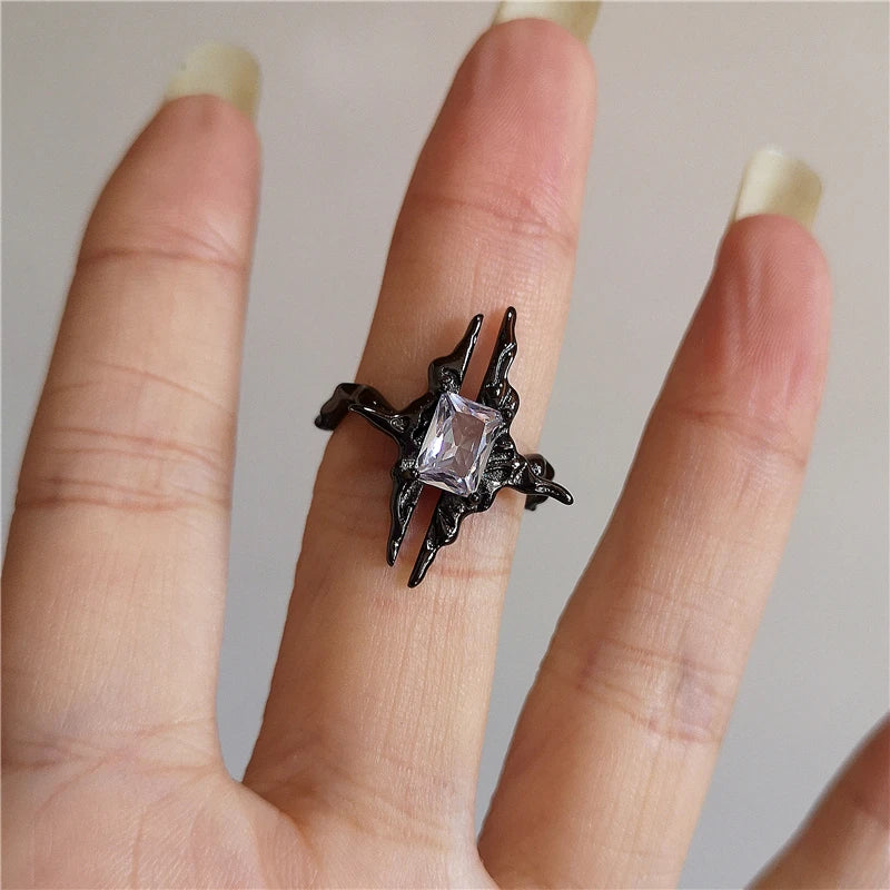 Thorn‑Kissed Rose Chaos Ring