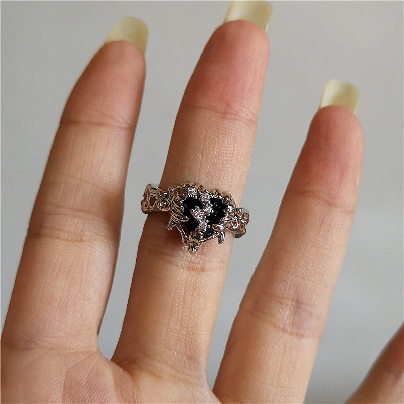 Thorn‑Kissed Rose Chaos Ring